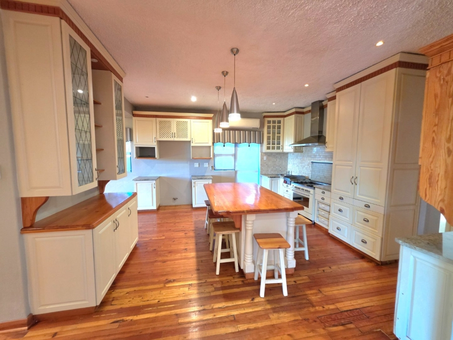 4 Bedroom Property for Sale in Eureka Free State